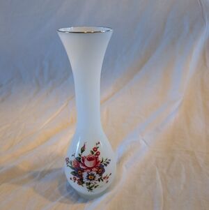 2/30$ Vintage White Bud Vase with Pink and Blue Floral Design and Gold Trim
